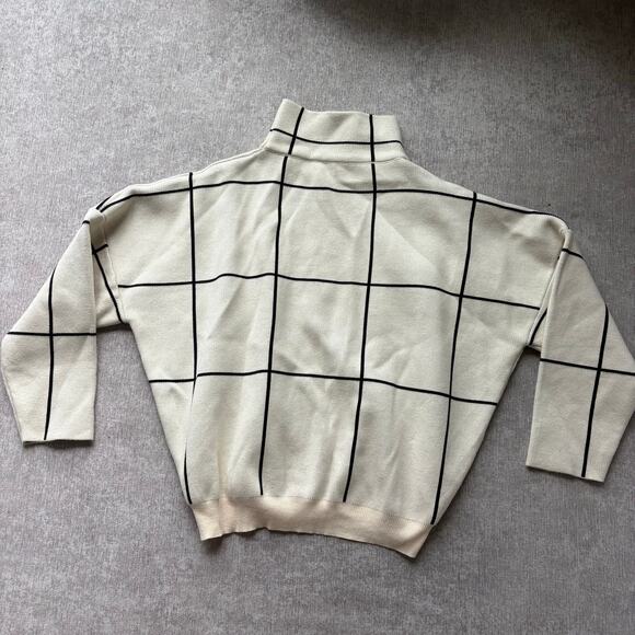 Beige Sweater - Picture 1 of 3